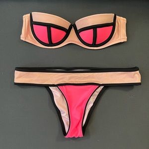 VICTORIA’S SECRET BATHING SUIT